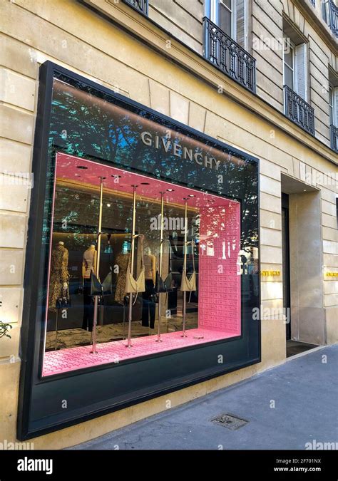 givenchy paris store avenue montaigne opening date|montaigne street paris.